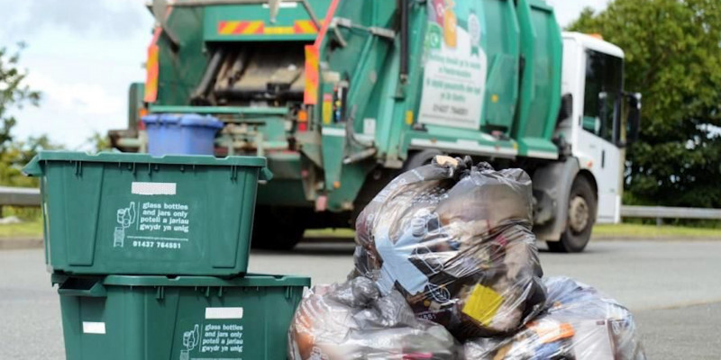 В Актау повысят тарифы за вывоз мусора