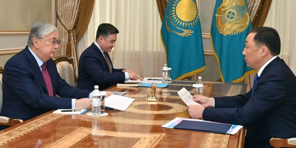 Токаев принял председателя правления АО &laquo;НК &laquo;Қазақстан темір жолы&raquo; Нурлана Сауранбаева