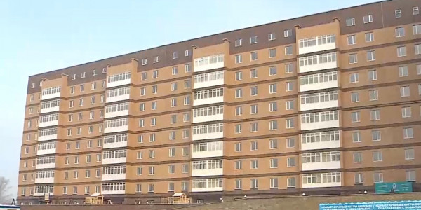 В День Независимости 150 жителей столицы получили квартиры по программе &laquo;Нұрлы  жер&raquo;