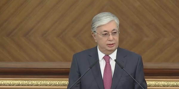 Президент депутаттар алдында үндеу жасады