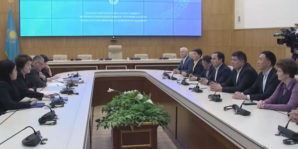 &laquo;АМАNАТ&raquo; партиясы ОСК-ға құжаттарын ұсынды