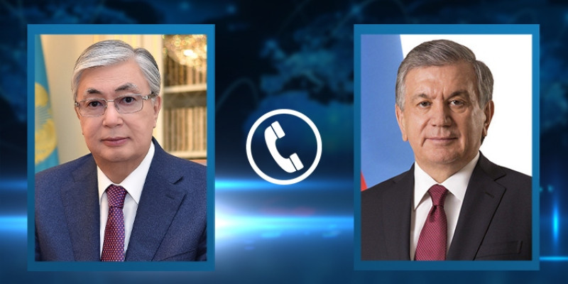 Президенты Казахстана и Узбекистана провели телефонный разговор