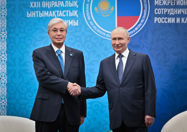 Президент Касым-Жомарт Токаев провел встречу с Президентом России Владимиром Путиным