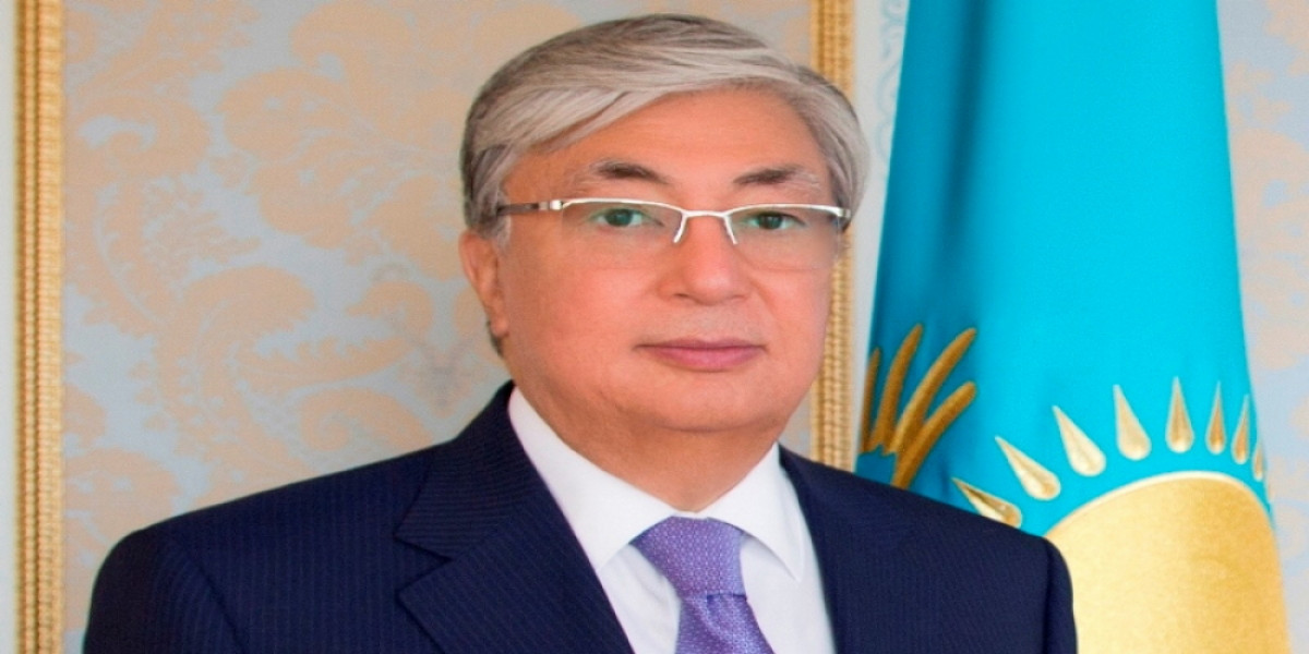 Президент поздравил православных казахстанцев с праздником Пасхи