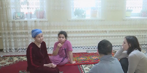 Ақтөбеде қайырымды жандар бір жыл ішінде 5 отбасына баспана сыйлады