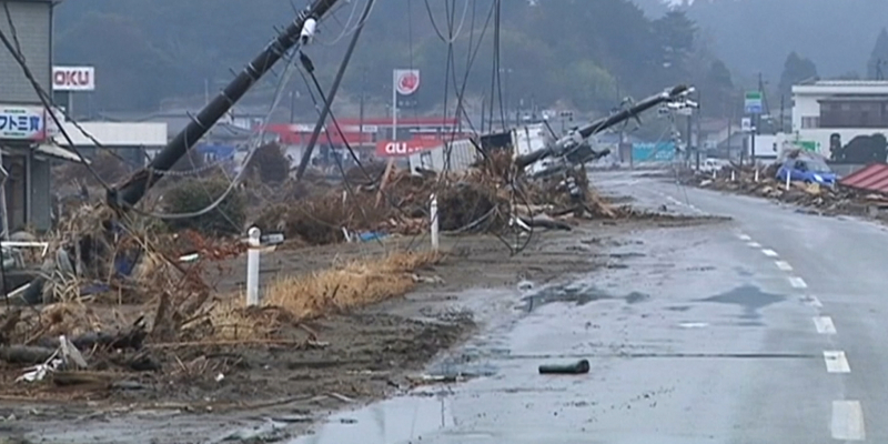 «Великое Восточно-японское землетрясение». «Спасатели»