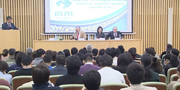 В столице прошел круглый стол, посвященный 175-летию Абая&nbsp;