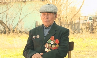 &laquo;Хабар&raquo; агенттігі ҰОС ардагері Тоқан Әлімбаевтың шаңырағында болып, тартуын табыс етті