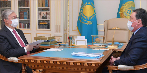 А. Мамин доложил Президенту о реализации госпрограмм и эпидобстановке