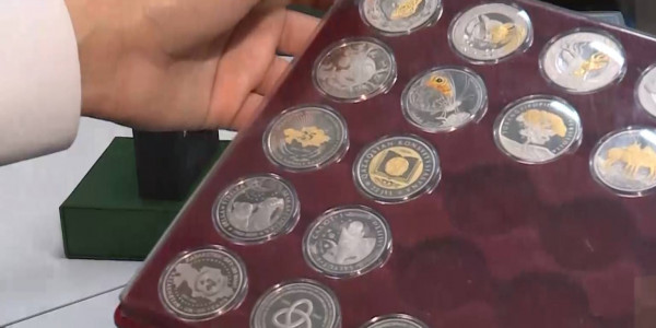 Казахстанцы отмечают День национальной валюты