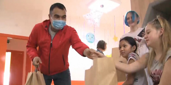 Жители Усть-Каменогорска активно участвуют в благотворительной акции