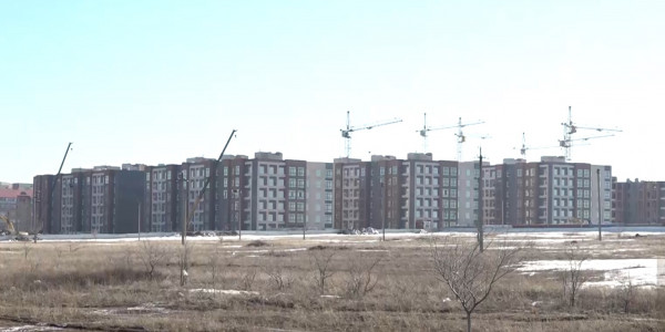 На 7 жилищных стройках Караганды приостановлена работа