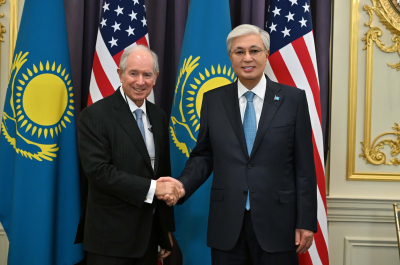 Президент Blackstone компаниясының басқарма төрағасымен кездесті