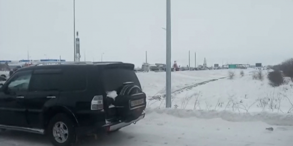 Метель осложнила движение на республиканских трассах