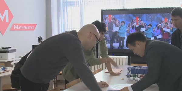 Өскемендегі магистрант қоқыс сұрыптауға ақылды кешен ойлап тапты