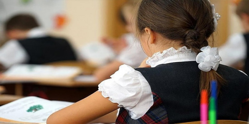 Как будут учиться казахстанские школьники в третьей четверти