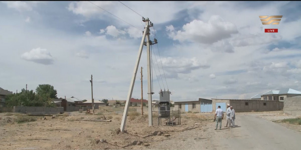 Кентау маңындағы Шаштөбе елді мекенінің тұрғындары ауызсу мен жарық тапшылығынан құтылды