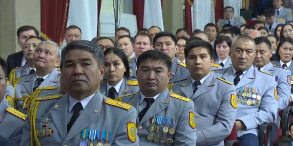 Сотрудникам оперативно-следственных служб повысят зарплату с 1 октября