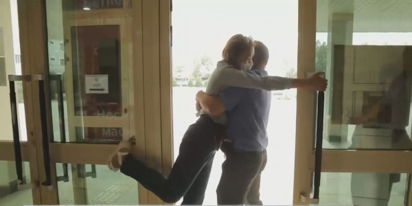 Әкімдіктегілердің &laquo;Хабар 24&raquo; тілшісіне күш көрсетуі жайлы заңгерлер не дейді?