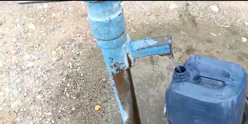 Водопровод остается неисправным в селе Жетысуской области