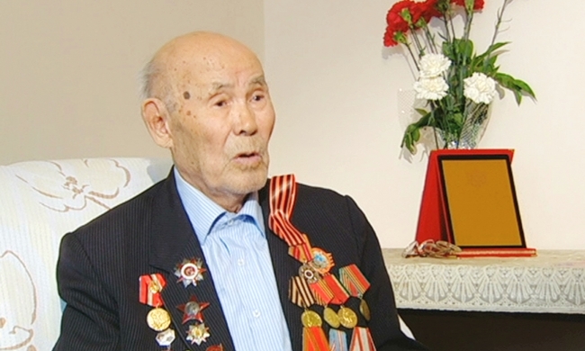 Ветеран ВОВ Бахытгали Абжанов получил поздравления от Агентства «Хабар»