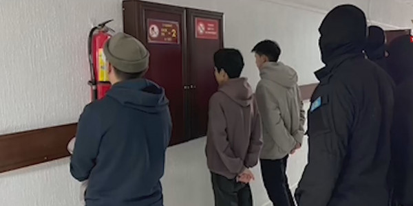 Шымкентте интернет-алаяқтар ұсталды