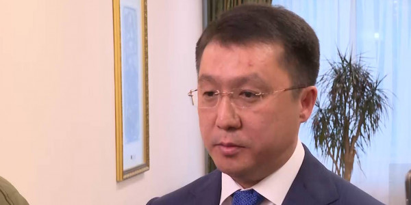 Марат Карабаев пояснил как будет работать программа льготного автокредитования