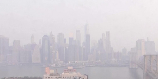 Канадада орман өрті ырық бермей тұр