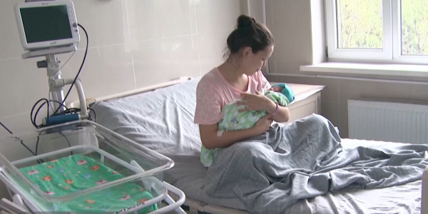 В новогоднюю ночь в Алматы появились на свет 25 детей