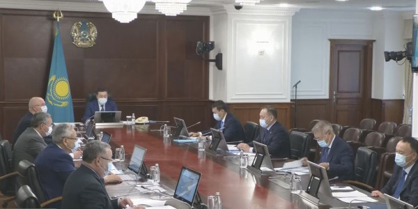 Үкімет отырысында өзекті мәселелер пысықталды