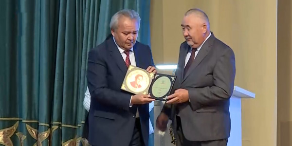 О творческом наследии Мукагали Макатаева говорили его потомки