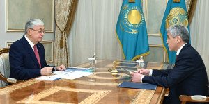 Глава государства принял акима Карагандинской области Ермаганбета Булекпаева