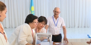 На избирательных участках приступили к подсчету голосов