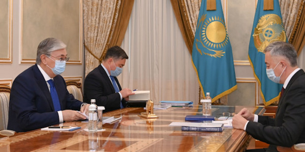 К. Токаев поручил сдерживать цены на социально значимые продовольственные товары