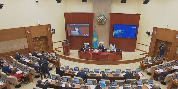 Новые законодательные нормы обяжут артистов предупреждать о пении под фонограмму