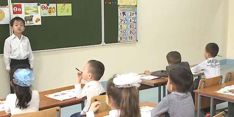 В Мангистауской области растет число школ с трехсменным обучением