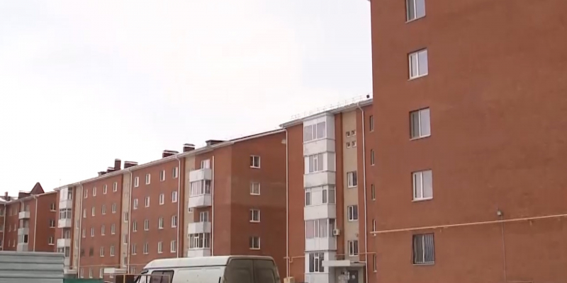50 семей из Рудного получили ключи от квартир в канун Дня Независимости