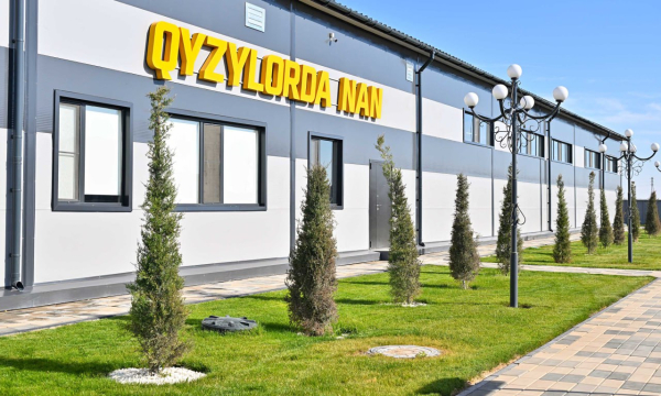 Глава государства посетил цех «Қызылорда-нан»