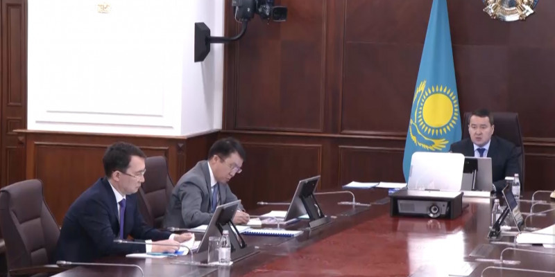 Комплексную программу поддержки среднего бизнеса разработают в Казахстане