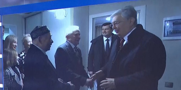 Президент присвоил двум ветеранам ВОВ звание &laquo;Халық қаһарманы&raquo;