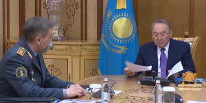 Н.Назарбаев принял министра обороны РК