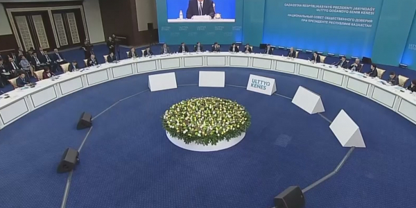 Пространство и время для демократии. &laquo;Новый курс&raquo;