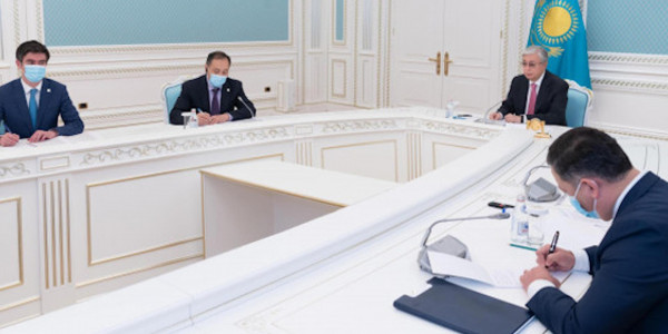 Президент провел онлайн-встречу с главой ВОЗ