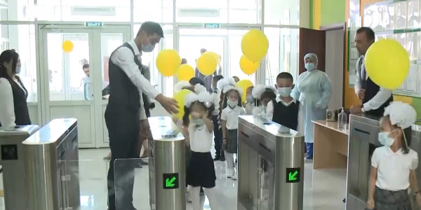 Полиция Актюбинской области проверила школы региона на предмет их безопасности