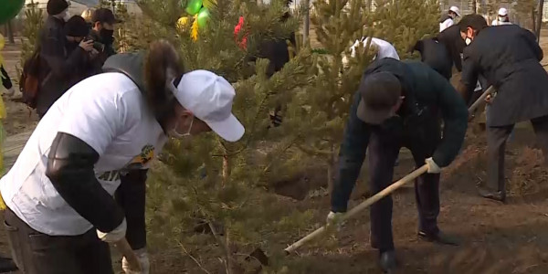 &laquo;Ауыл&raquo; партиясы &laquo;Хабар&raquo; Агенттігінің 25 жылдығына тарту жасады