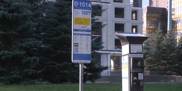 Ақылы автотұрақ: кәсіпкерлер мен әкімдіктегілер ортақ мәмілеге келе алмай жүр