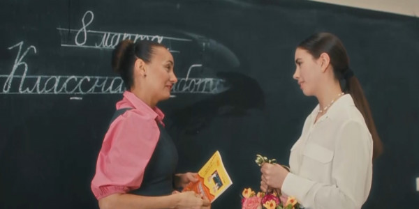 Мерекелік тарту: &laquo;Хабар&raquo; арнасы &laquo;Жан ана&raquo; әніне бейнебаян түсірді