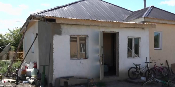 Переселенцы из Ирана и южных регионов РК рассказали о предоставленных местными властями домах