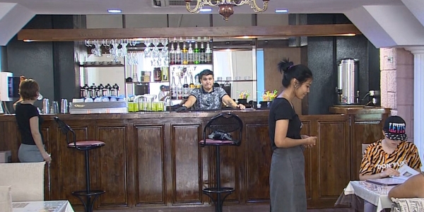 В столице открыли кафе, где трудятся люди с особыми потребностями