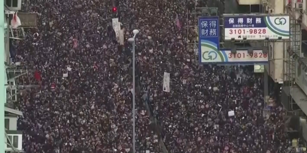 Gonkongtagy narazylyk aksiaysy. Afrikadagy ebola derti 